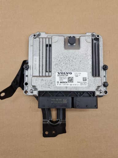ECU computer control unit of the engine VOLVO XC40 C40 EV400 POLESTAR II