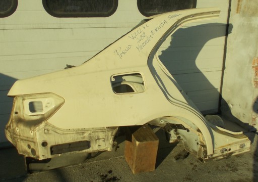 MERCEDES W212 15R Berline Longeron Aile Droite Arrière