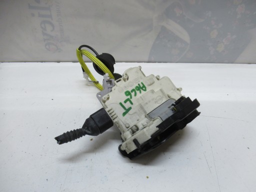 AUDI A6 C6 lock door rear rear part left 4F0839015A