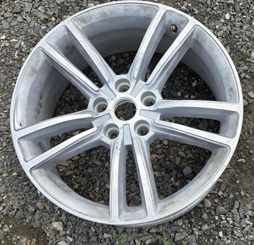 disk hliníkový 19 5x120 8J ET40 TESLA S Model S 6007214-00-D