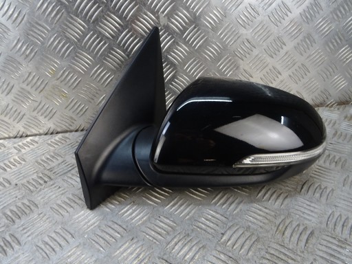 KIA STONIC mirror LEWE10 PIN UK POLE