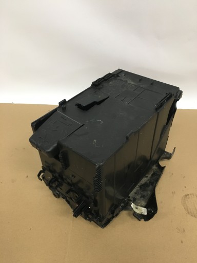 КОРПУС АККУМУЛЯТОРА DS4 10-