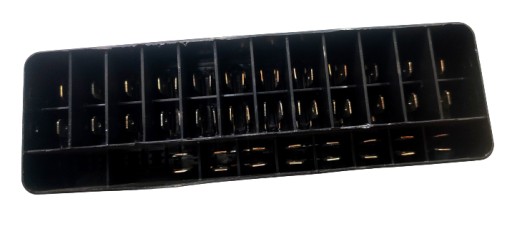 E009360 - Блок предохранителей Farmtrac