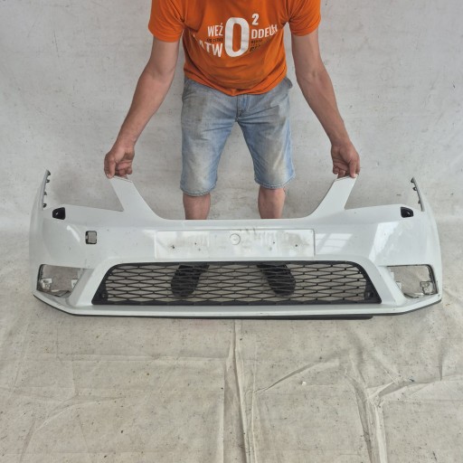 SEAT LEON III 3 12-16 bumper front front washer