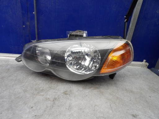 Honda HR-V light front left