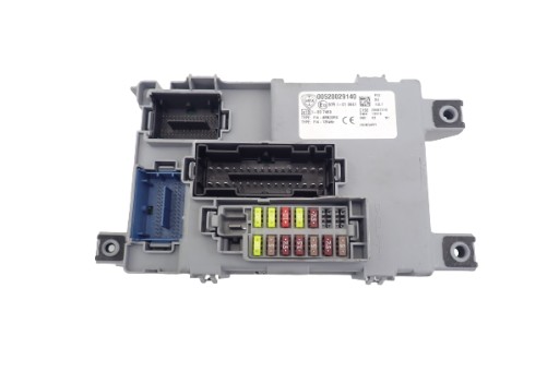 00520029140 52002914 - Коробка безпеки кузова lancia ypsilon 2011-2018.