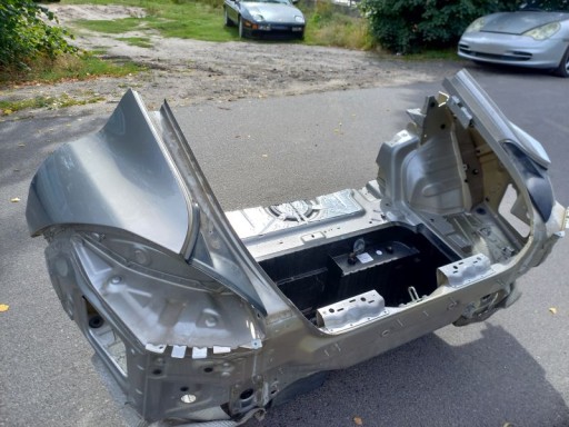 PORSCHE PANAMERA 970 ЧЕТВЕРТЬ ВАННА ЗАДНЯЯ ЧАСТЬ