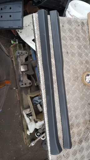 MERCEDES W209 moulding threshold left right cap