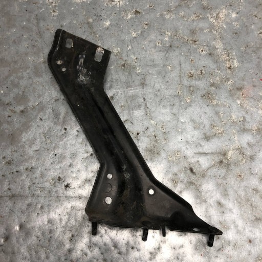 Console Aile Droite AUDI Q5 8R0821136
