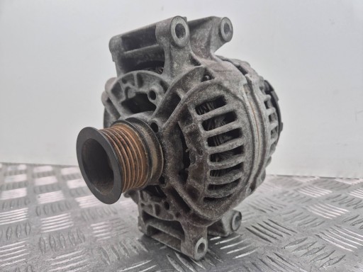 Mercedes GLK280 X204 Alternator A0131546302