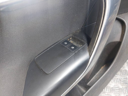side door left front OPEL INSIGNIA A 13277365