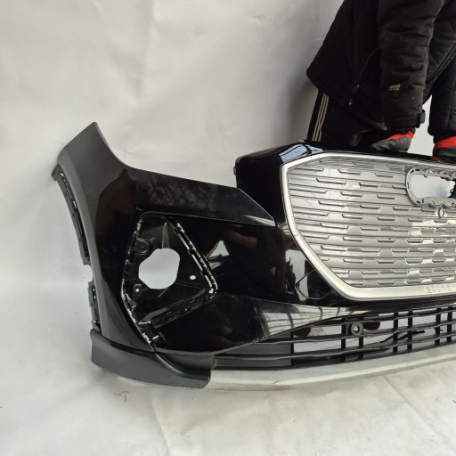 AUDI Q4 E-TRON 89A 21-> bumper front front PDC