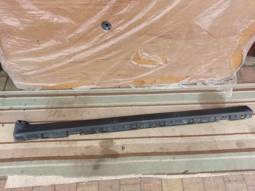 moulding threshold right Land Range Rover Velar L560 19r