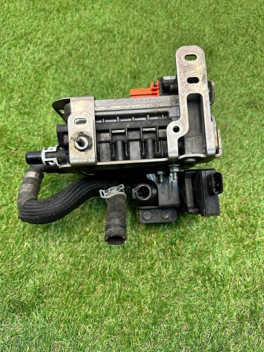 Обігрівач тягового акумулятора електромобілів ford kuga iii l1mh18e254bc