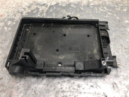 držák akumulátoru MERCEDES W177 A1776204201