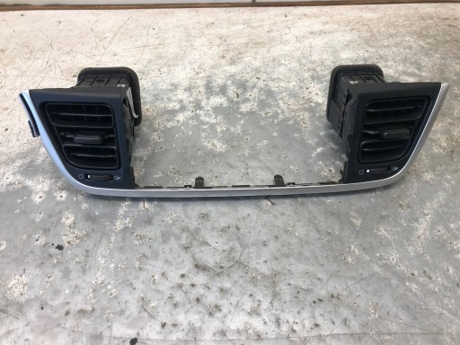 KRATKI air conditioning devices SRODKOWE KIA RIO IV 84740-H8000