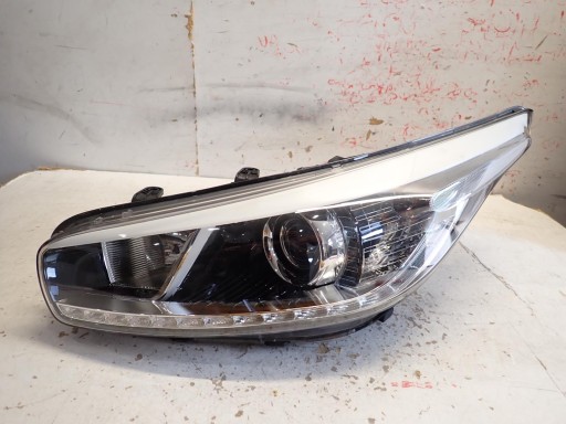 light front front left KIA CEED II 2012-2018 XENON 92101-A2060