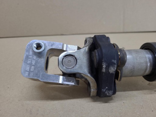 croix du volant volant Mercedes-Benz C W204 2008