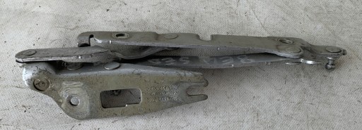 # hinge bonnet rear part right AUDI A4 B6 B7 sedan