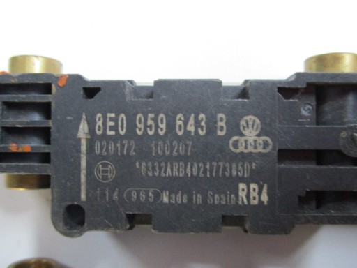 impact sensor AUDI 8E0959643B