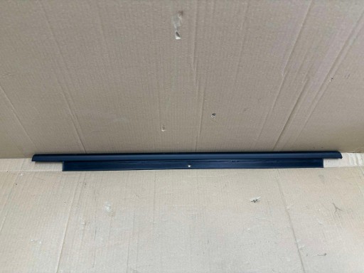 moulding dust door left rear part AUDI A1 8X 8X4839477A