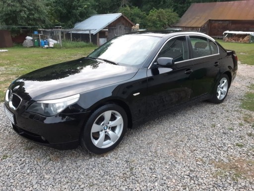 BMW Seria 5 E60 Sedan 2.2 520i 170KM 2004