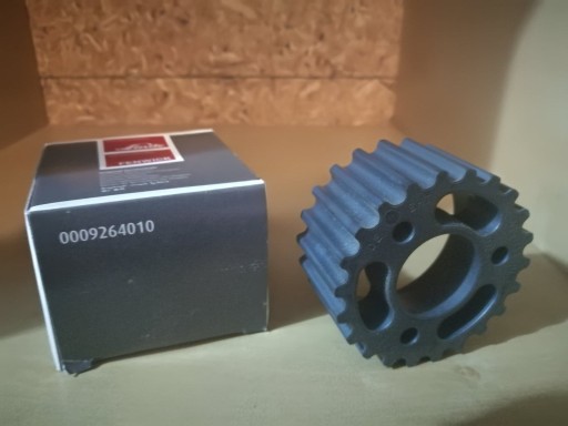 ШЕСТЕРНЯ LINDE 0009264010 НОВЫЙ ОРИГИНАЛ