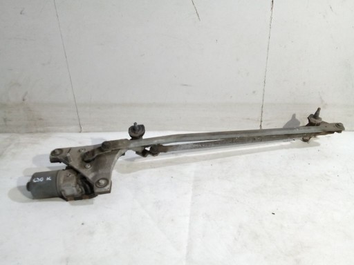 Volvo C30 wiper mechanism front