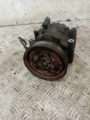 compressor of the air conditioning PEUGEOT 307 1.6 HDI SD6V12