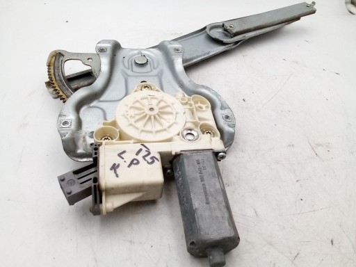 Toyota Avensis T25 II 2 window regulator left front front EU 69820-05050