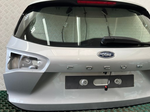 FORD FOCUS MK4 18-22 KOMBI kufrové dveře kufru barva MOONDUST SILVER
