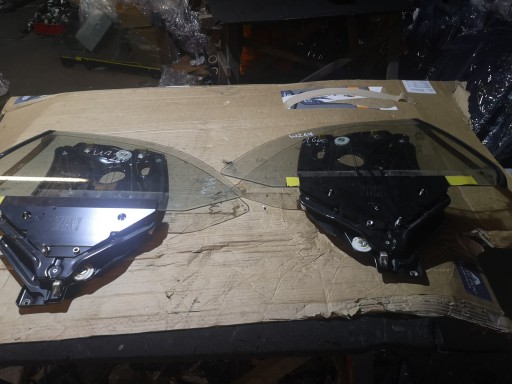 MERCEDES W217 кабріолет заднє скло праве ліве 16R