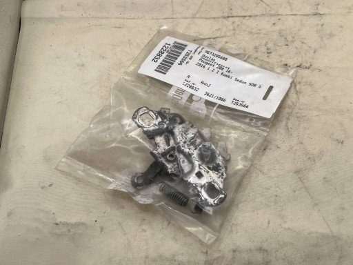 bonnet latch lock Peugeot 208 and 9673285680 !J