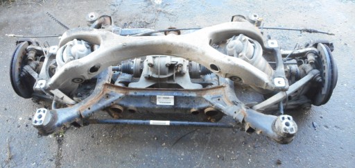 Q7 07r 4l cayenne touareg балка підвіски задній міст