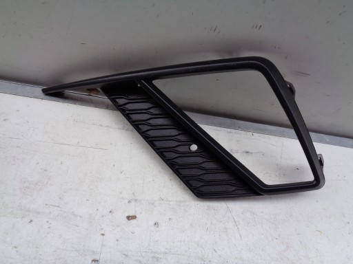 grid of a bumper left SEAT IBIZA V 6F 6F0 17