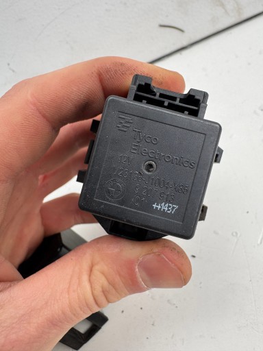 relay ROZRUSZNIKA BMW F20 F21 F30 F31 F32 F34 F36 F40 F45 F48 9207913