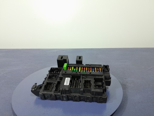 FORD MUSTANG VI БЛОК ПРЕДОХРАНИТЕЛЕЙ BCM FR3T-15604-BJ