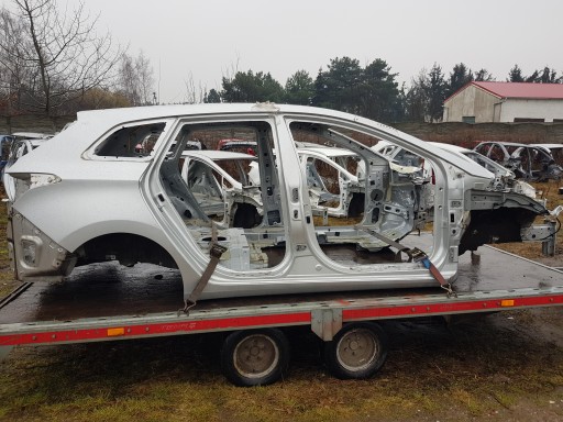 HYUNDAI I30 II KOMBI quarter fender right rear part 2012