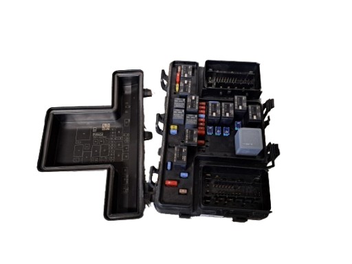 JB3T-14D068-CB, - Ford ranger 2019 3.2 tdci блок запобіжників jb3t-14d068-cb