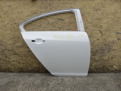 OPEL INSIGNIA HB sedan 08- door right rear.