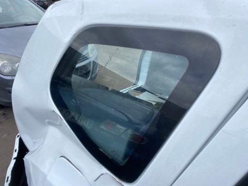 Dacia Duster 1 und 10-18 FENSTER Karoserie Seitlich rechts