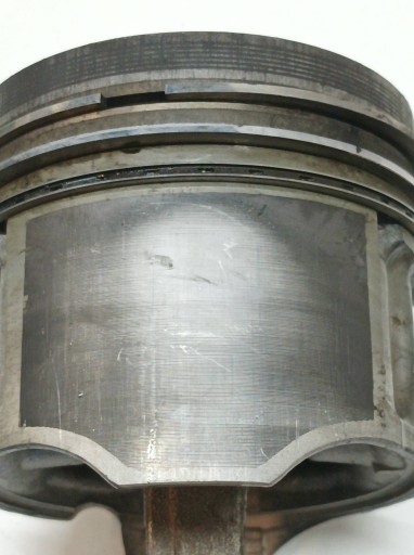piston connecting rod 2.7 D Kia K2700 II (1997 – 2004)