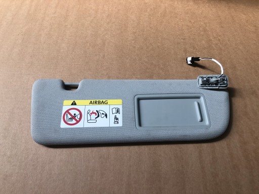 AUDI Q8 Blende Abdeckung PRZECIWSLONECZNA rechts 4M8857552C