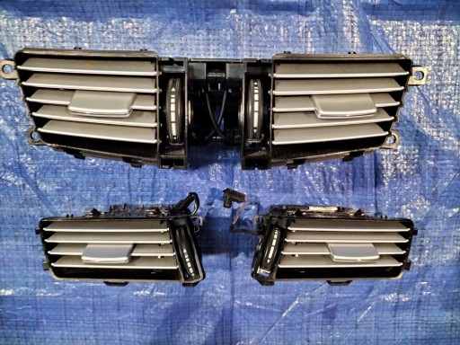 A2128302554 A2128300154 - Вентиляційні решітки комплект панелі консолі MERCEDES W212