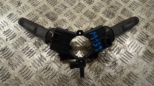OPEL CORSA E steering wheel levers and controls control M139