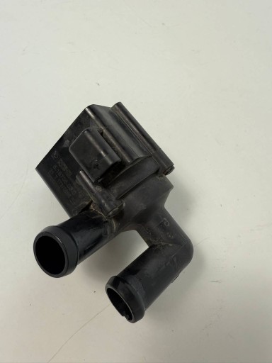 Volvo V60 II T8 2022 pump cyrkulacji circulation of water 518705030