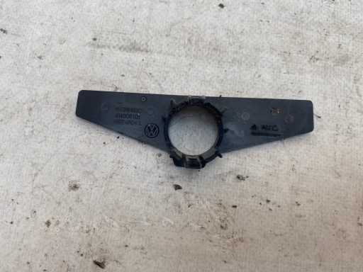 VW ID4 ID.4 20- KOSZYK holder of the sensor PDC front left SR. 11A919493C