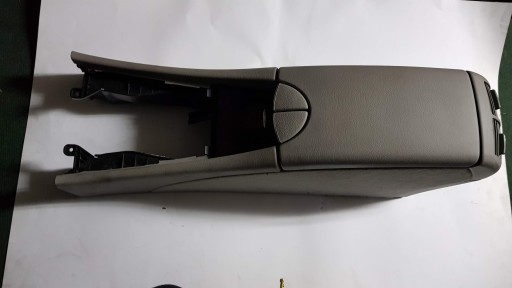 A2208600602 - MERCEDES E Class 211 W211 подлокотник туннель