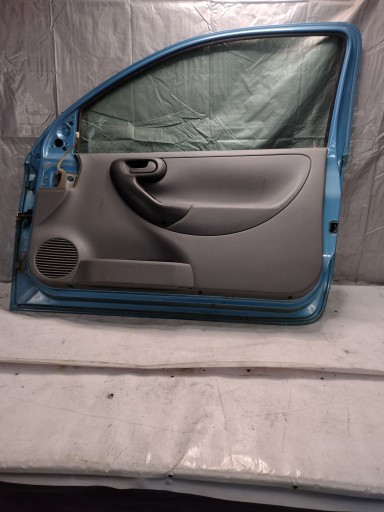 door right front Opel Corsa C 3D k: Z20N