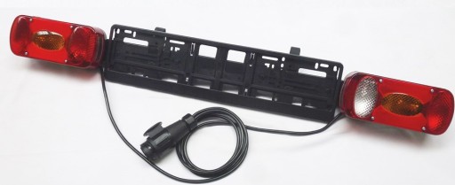 Полоса с фонарями задний фонарь в багажник на крючок 7 / 13 PIN